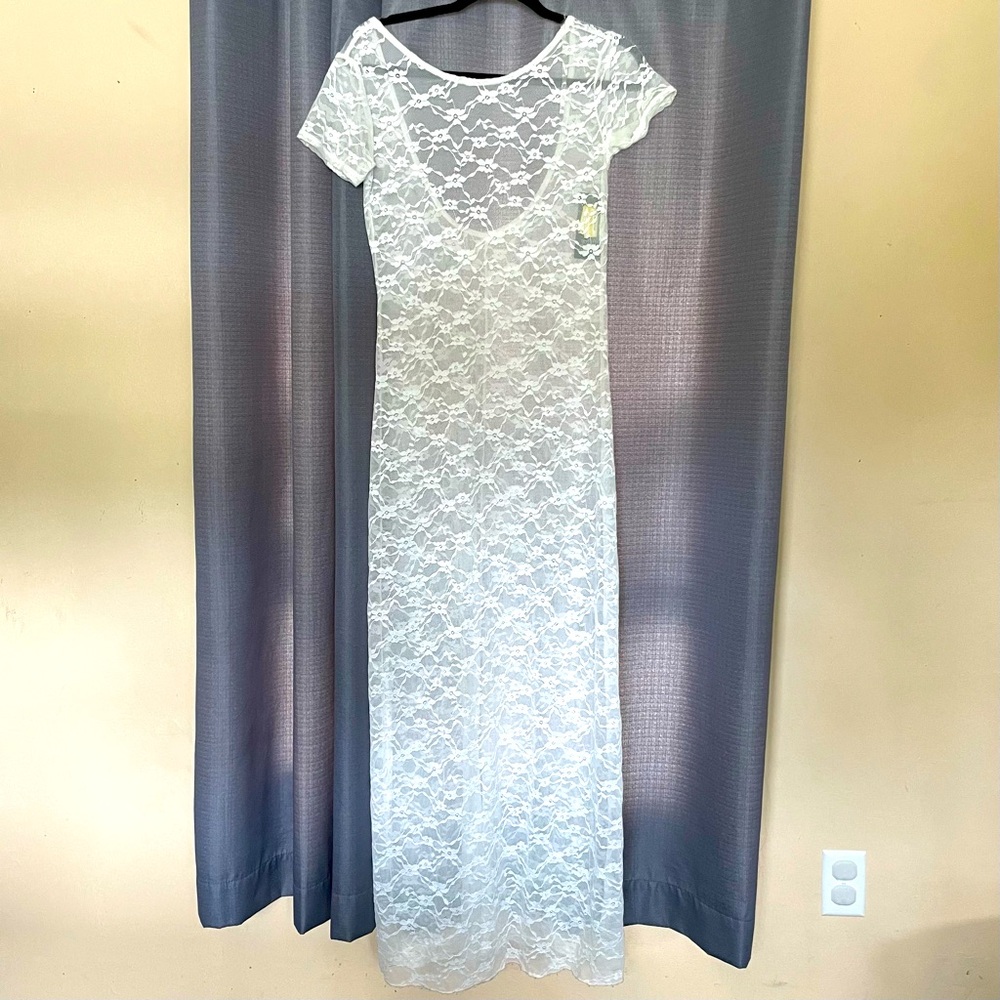 White lace dress